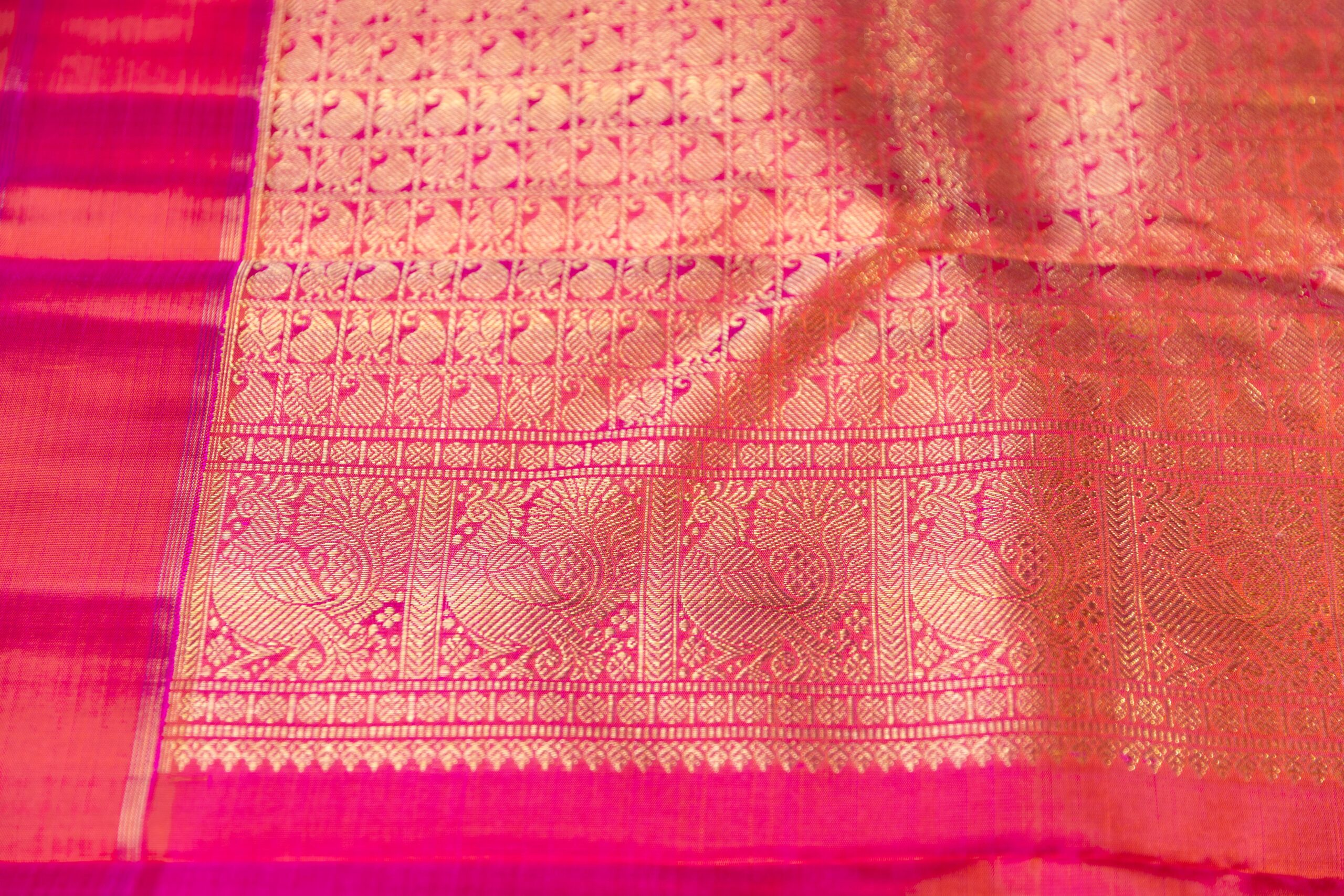 Alternative view of Orange Senthooram